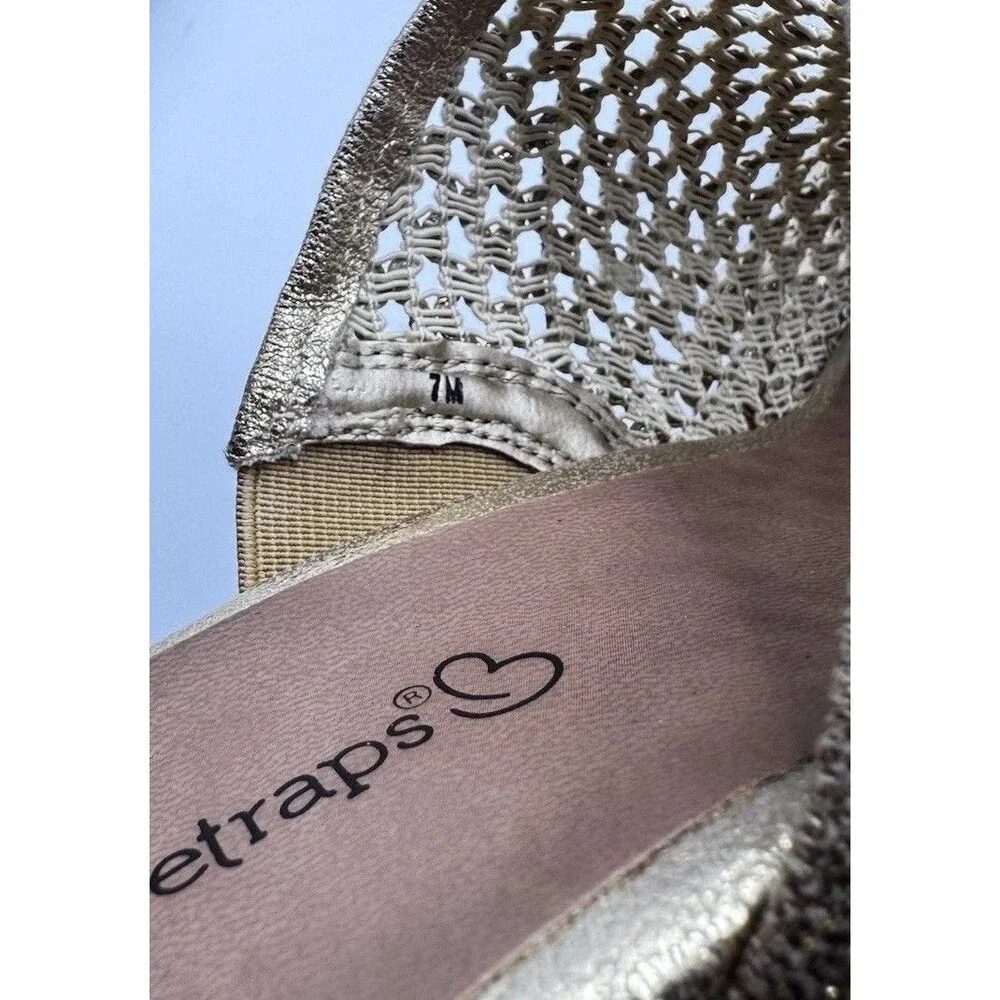 Baretraps Womens Size 7 Gold Metallic Platform Sandals Woven Boho 3” Heel